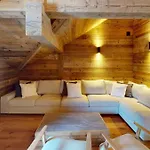 Golette - 2 Bedroom In The アパート *