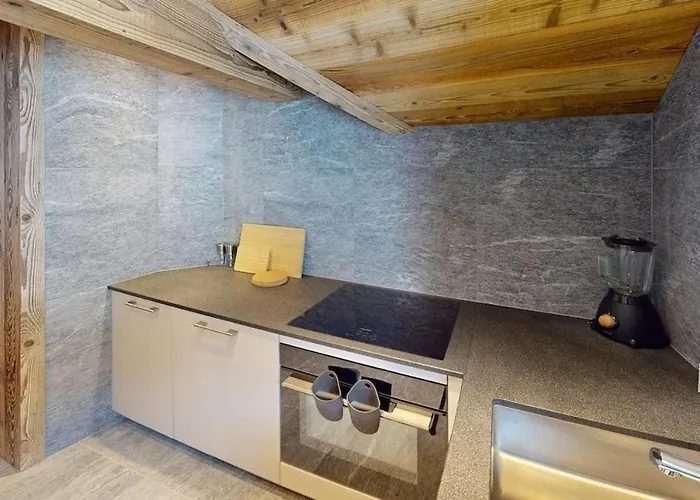 Golette - 2 Bedroom In The Appartement